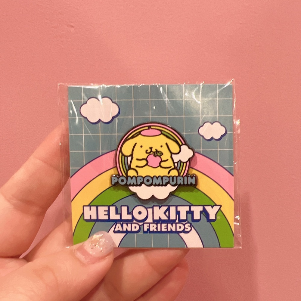 Pompompurin pin